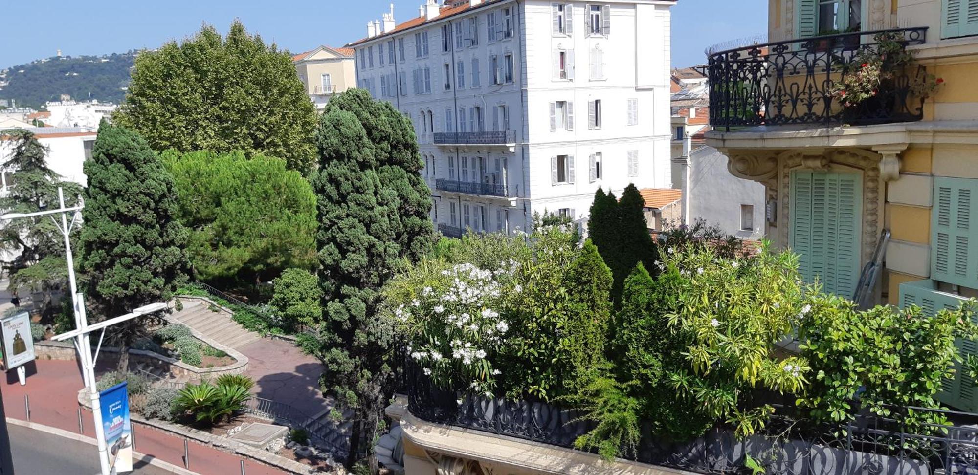 Day'S Inn Cannes Bagian luar foto
